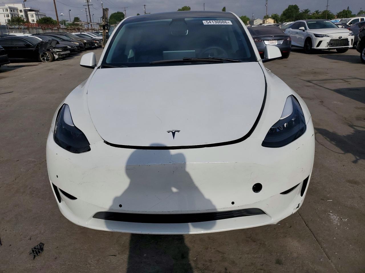 2024 Tesla Model Y - zdjęcie 5