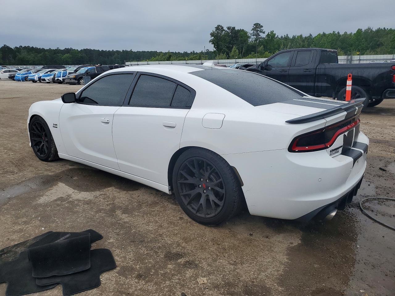 2016 Dodge Charger R - zdjęcie 2