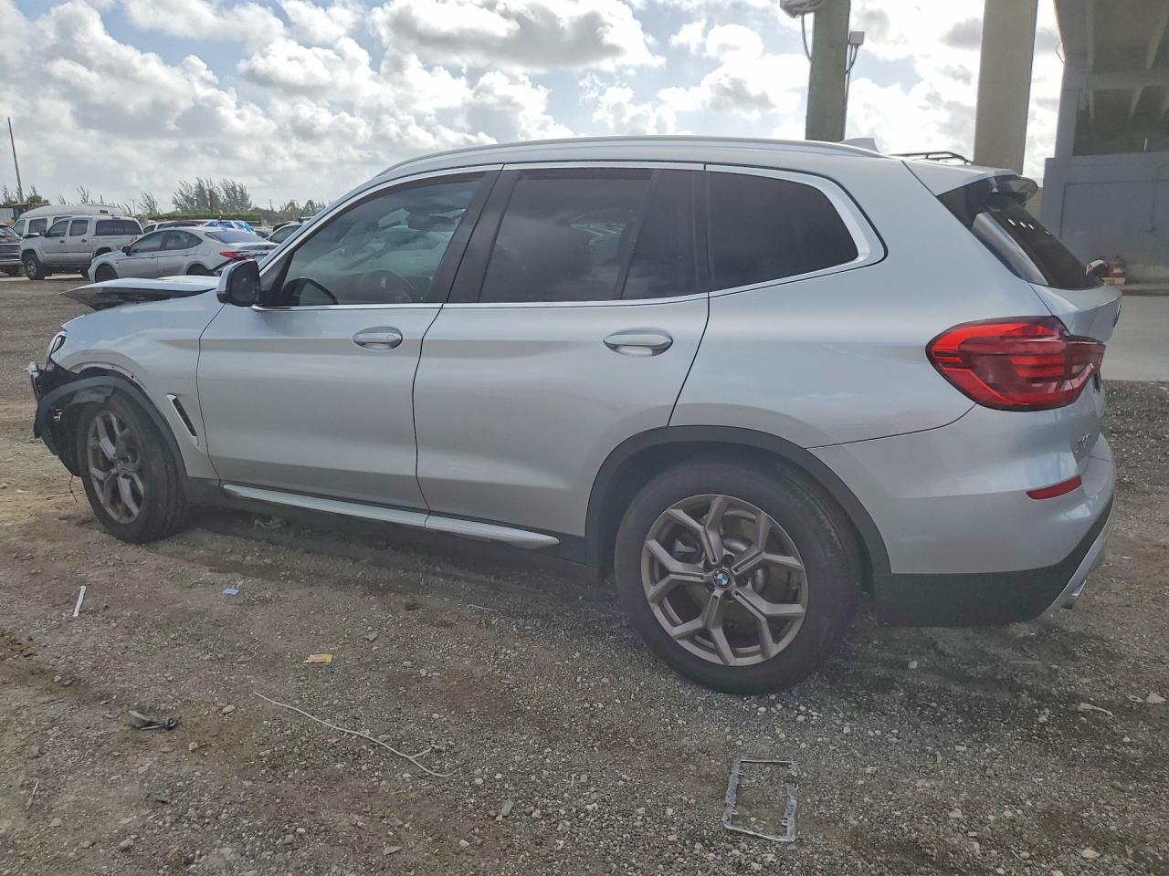 2021 BMW X3 Sdrive30I - zdjęcie 2