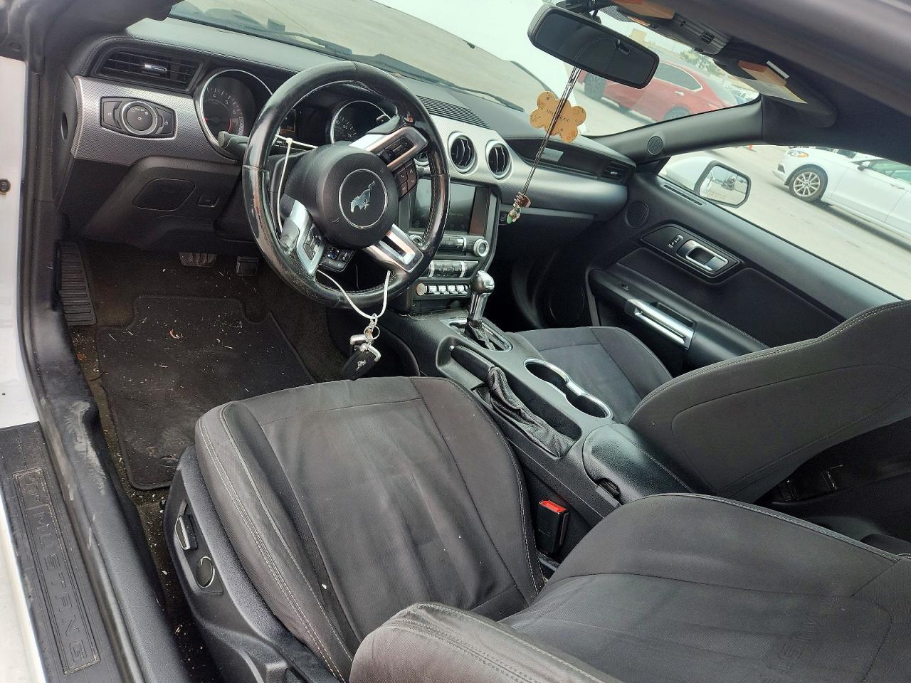 2018 Ford Mustang - zdjęcie 8