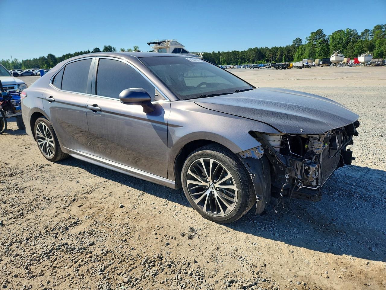 2018 Toyota Camry Se - zdjęcie 4