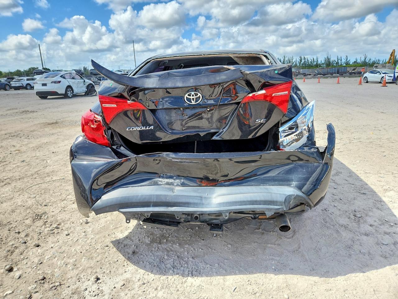 2018 Toyota Corolla Se - zdjęcie 6