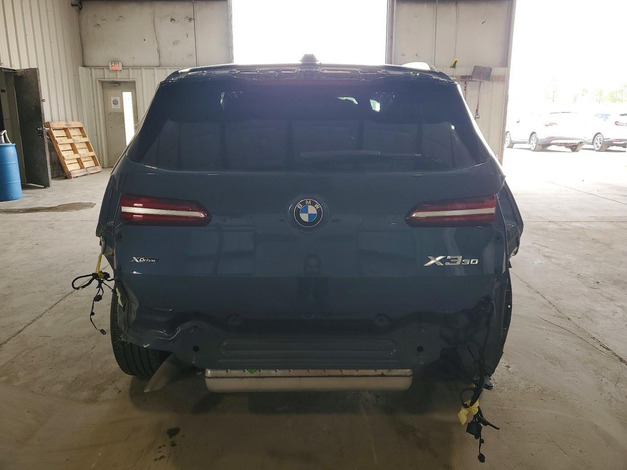 2025 BMW X3 30 xDrive - zdjęcie 6