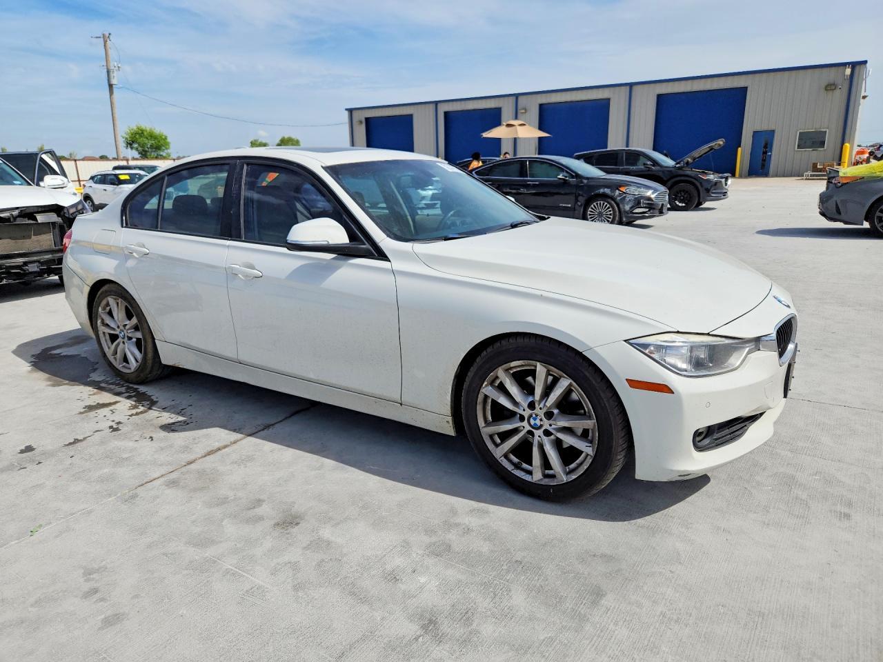 2014 BMW 328 I - zdjęcie 4