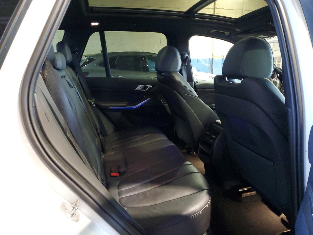 2019 BMW X5 xDrive40I - zdjęcie 11