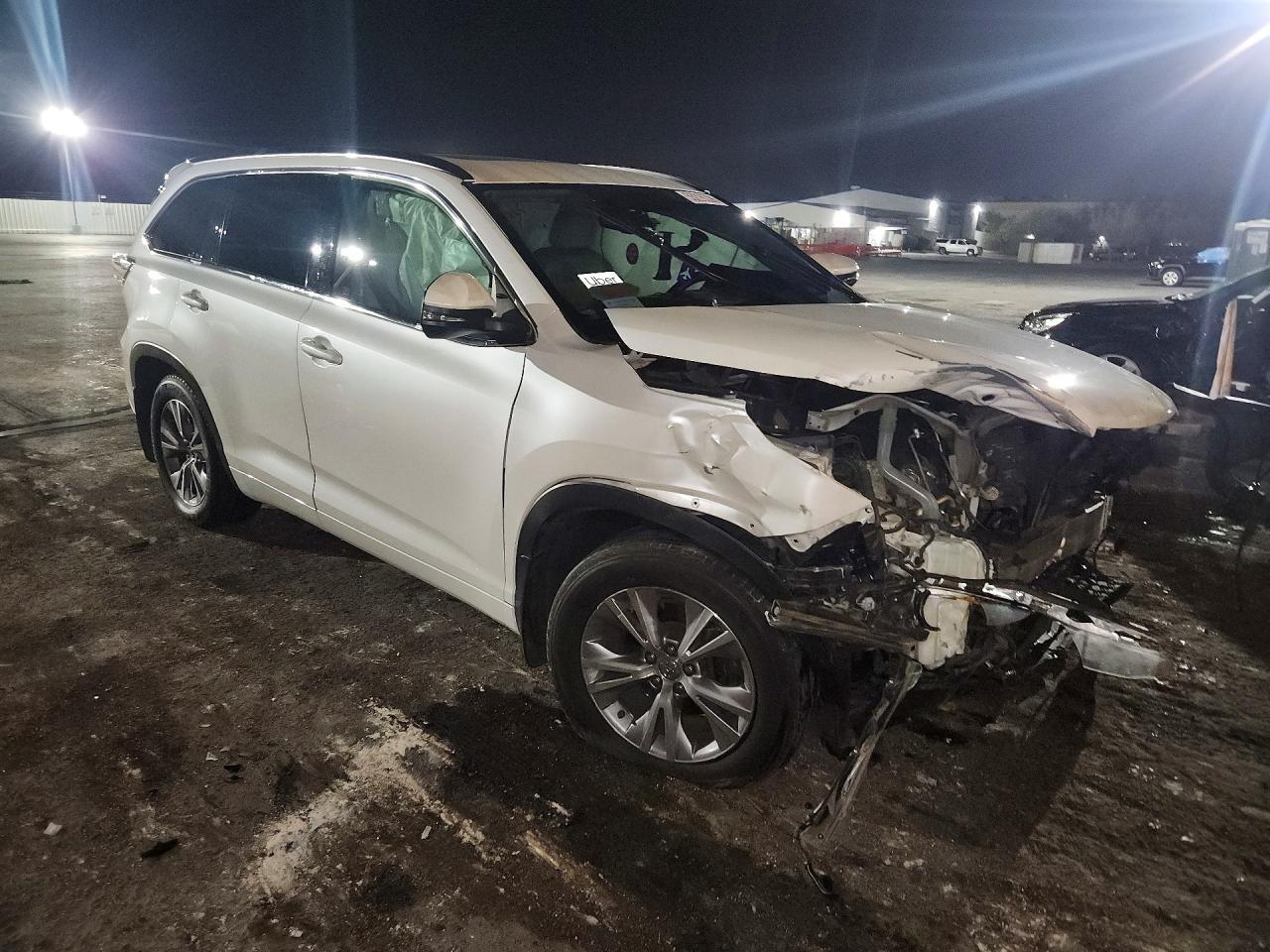 2015 Toyota Highlander Base - zdjęcie 4