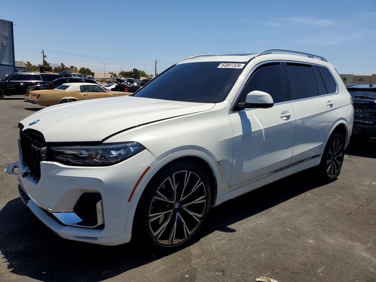 2022 BMW X7 xDrive40I - zdjęcie główne