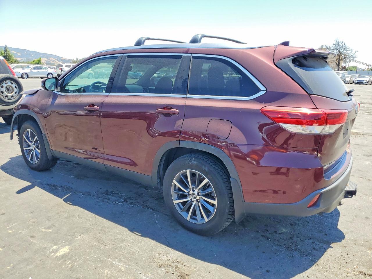 2019 Toyota Highlander Xle - zdjęcie 2
