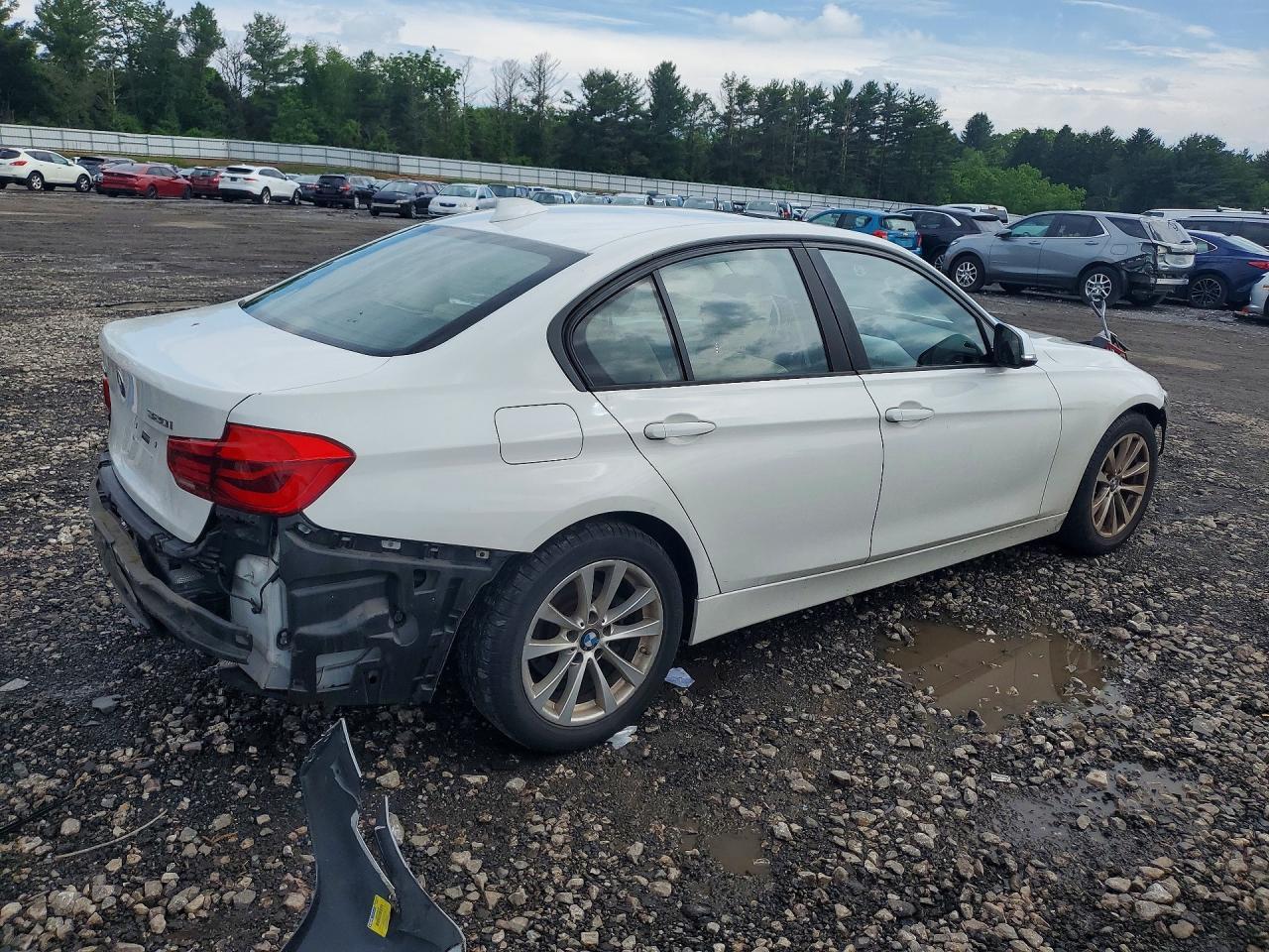 2018 BMW Seria 3 320i - zdjęcie 3