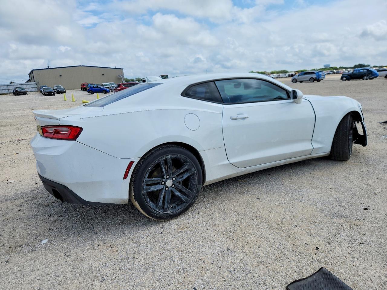 2018 Chevrolet Camaro Lt - zdjęcie 3