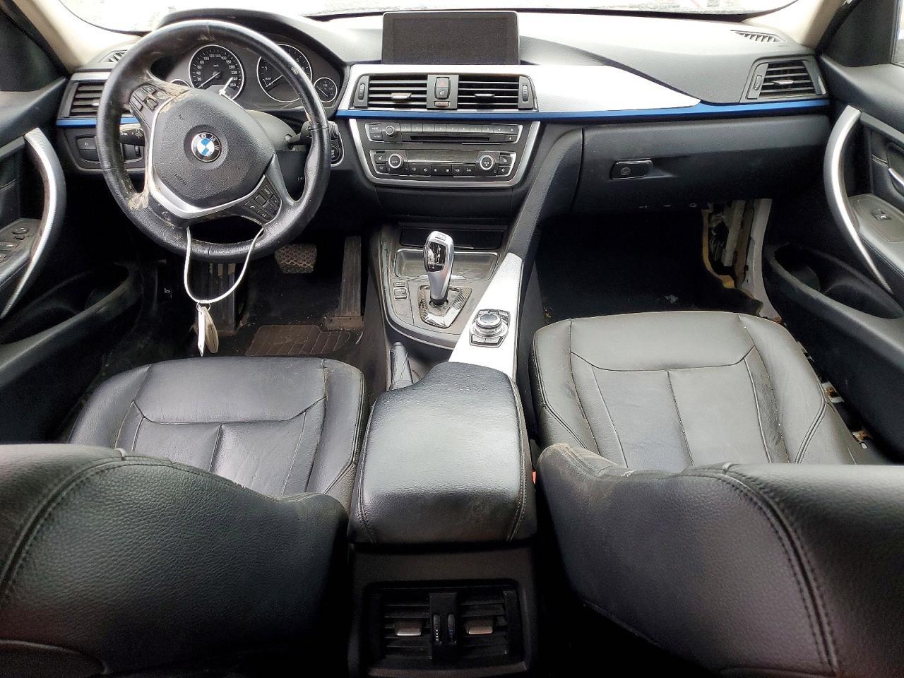 2013 BMW 320 I xDrive - zdjęcie 8
