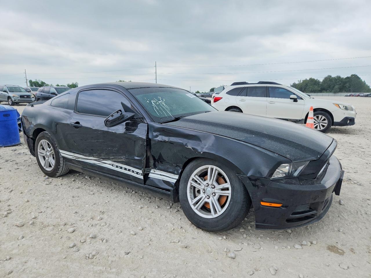 2013 Ford Mustang - zdjęcie 4