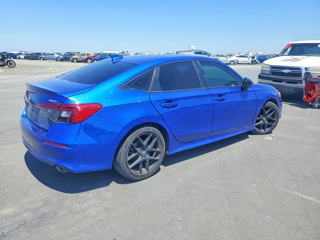 2022 Honda Civic Sport - zdjęcie 3