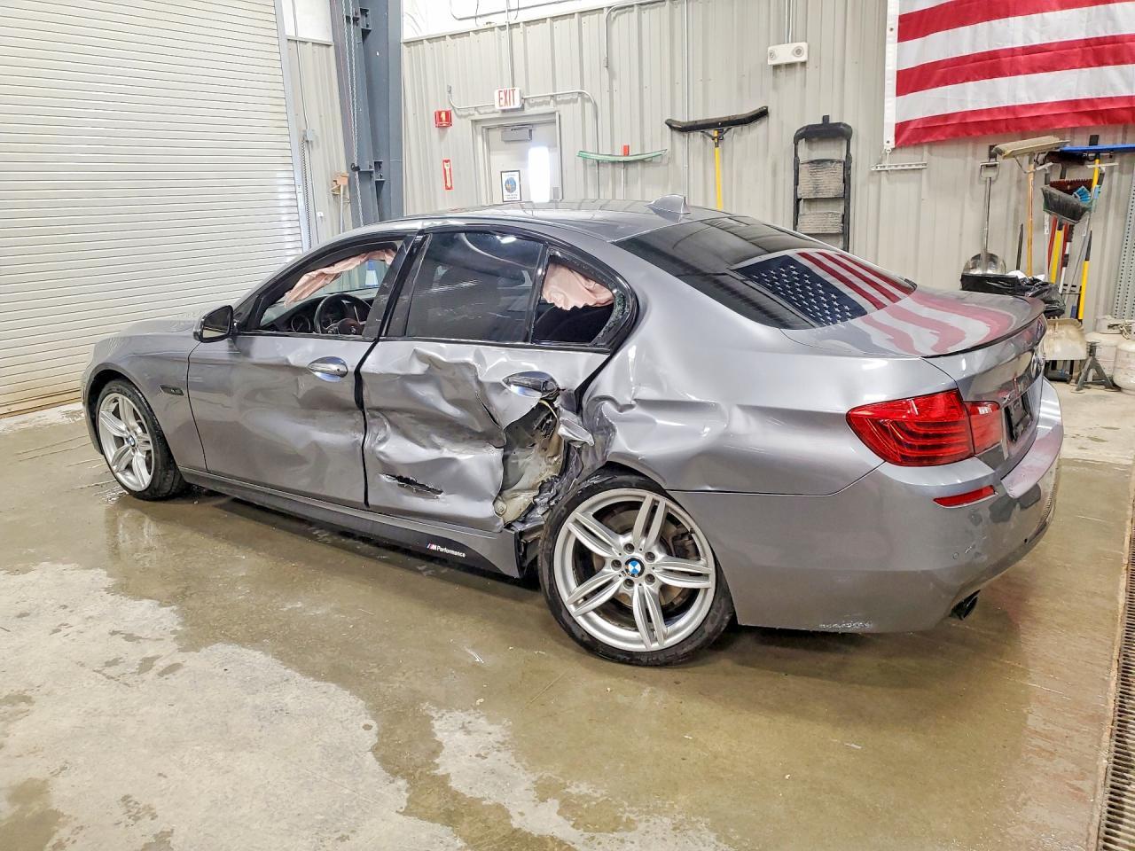 2014 BMW 535 Xi - zdjęcie 2