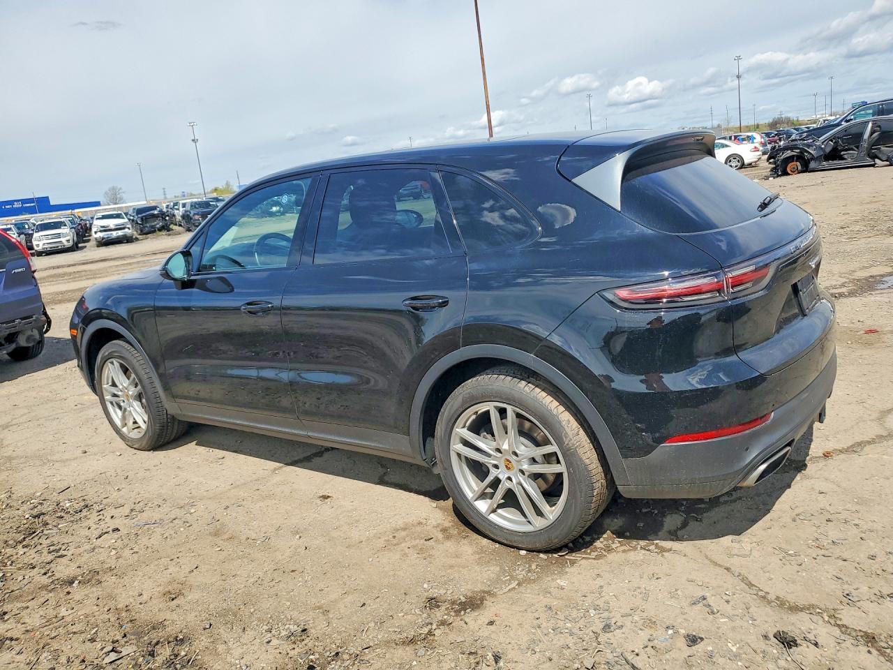 2019 Porsche Cayenne - zdjęcie 2