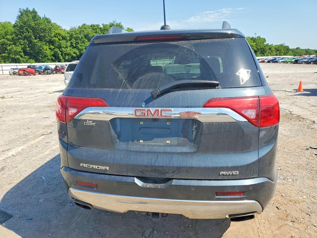 2019 GMC Acadia Denali - zdjęcie 6