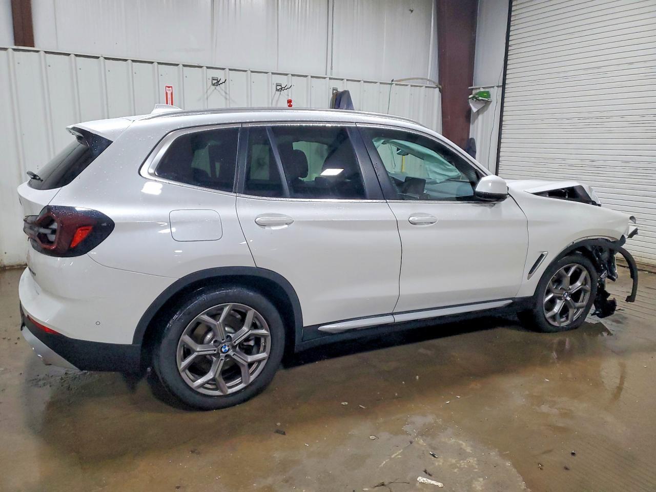 2024 BMW X3 xDrive30I - zdjęcie 3