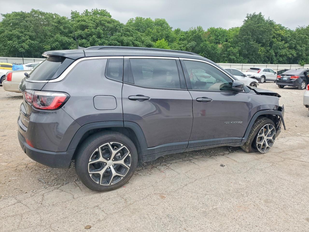 2024 Jeep Compass Limited - zdjęcie 3