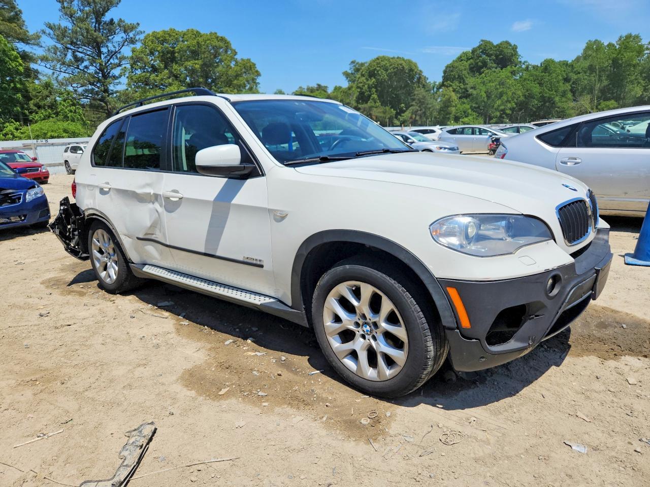 2013 BMW X5 xDrive35I - zdjęcie 4