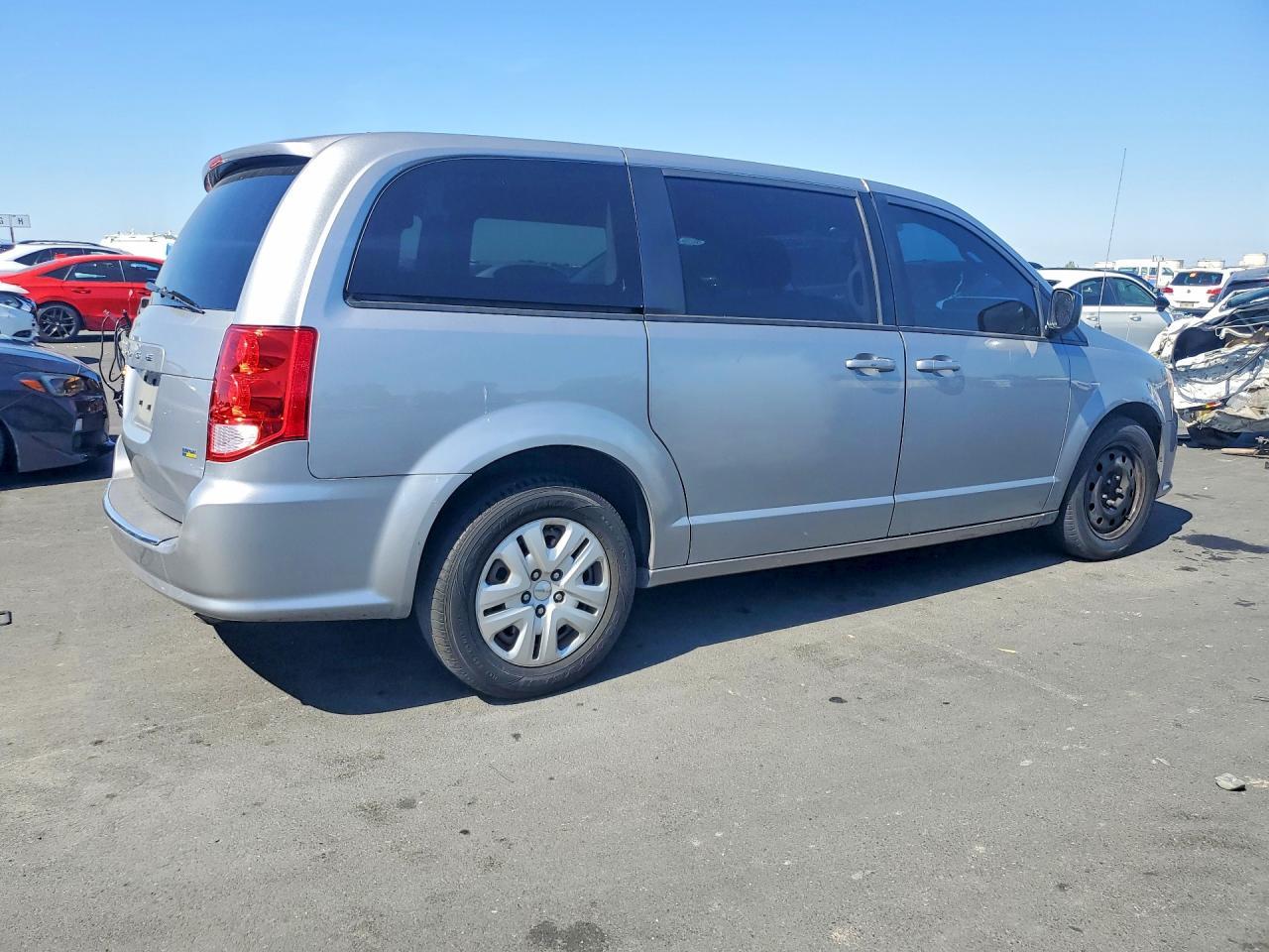 2018 Dodge Grand Caravan Se - zdjęcie 3