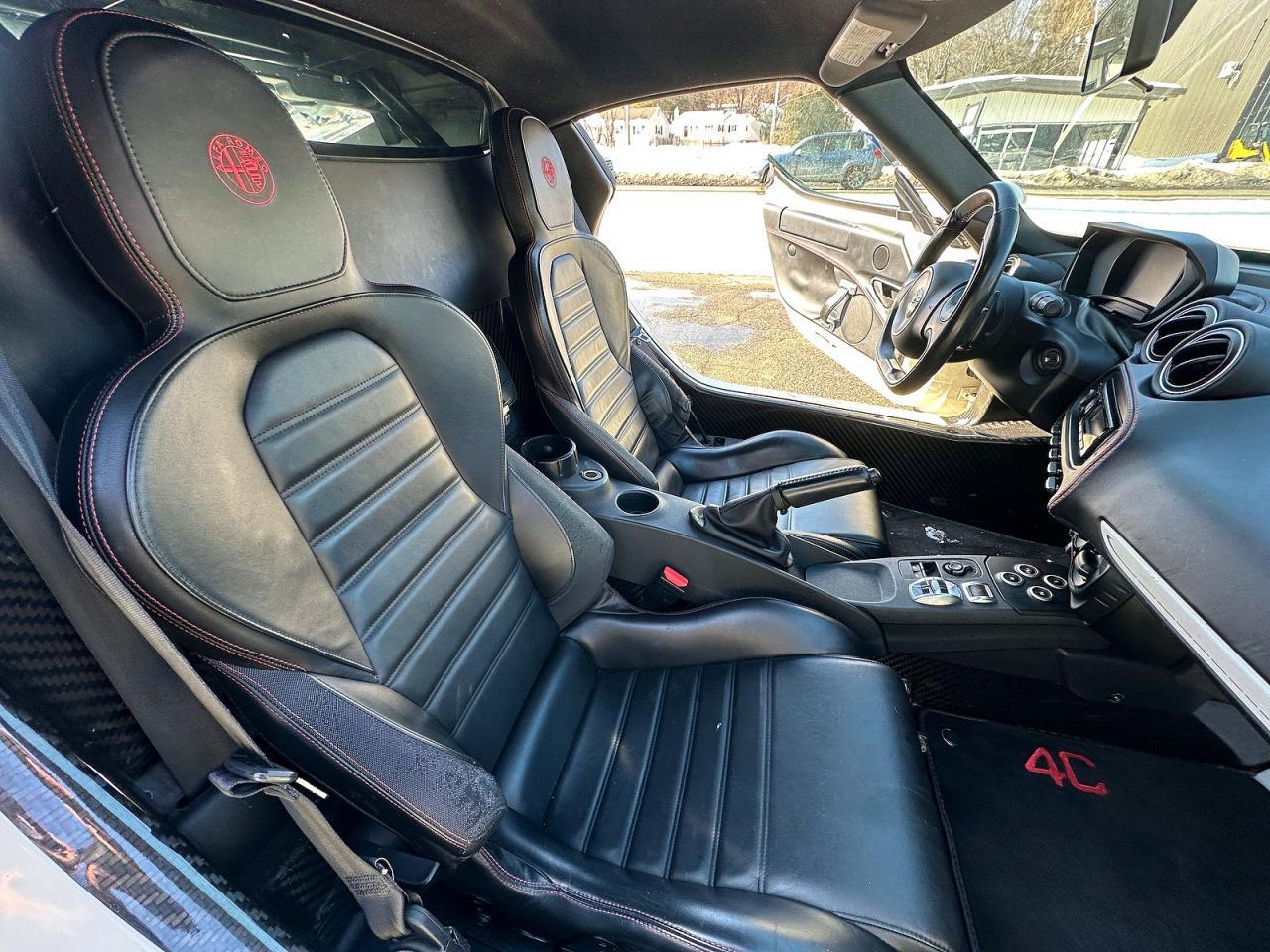 2016 Alfa Romeo 4C - zdjęcie 5