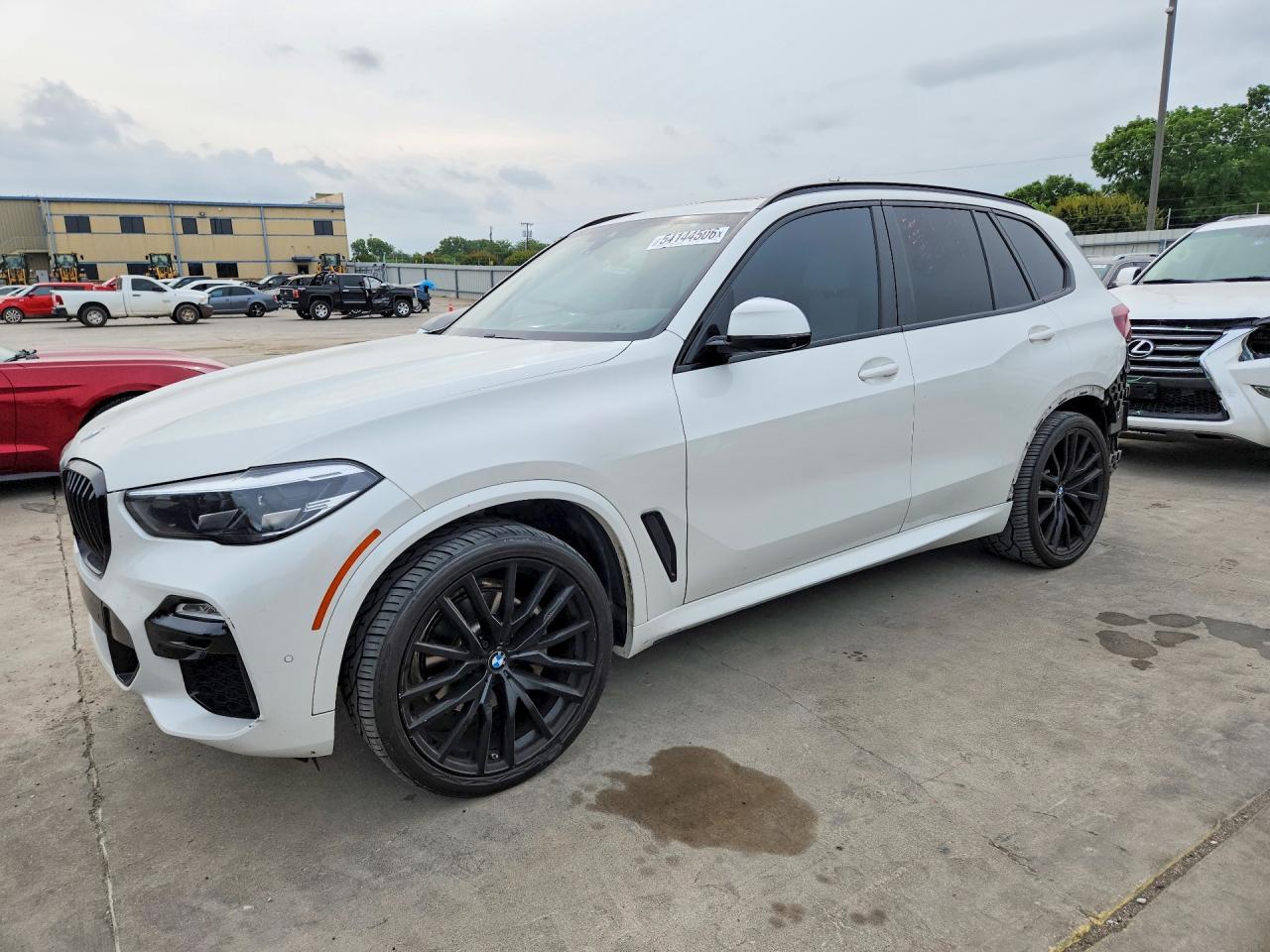 BMW X5 - zdjęcie 1