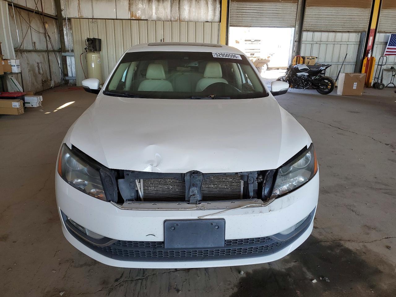 2013 Volkswagen Passat Sel - zdjęcie 5