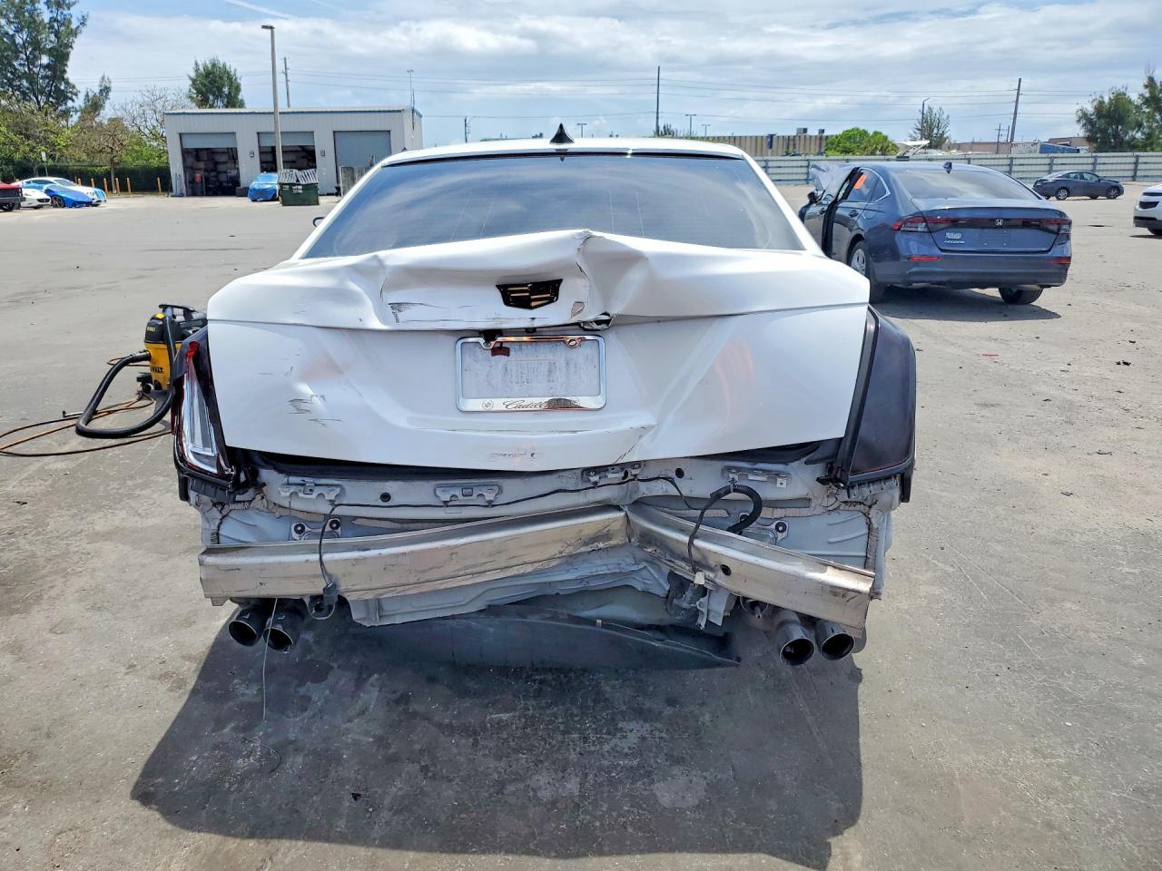2016 Cadillac Ct6 Luxury - zdjęcie 6