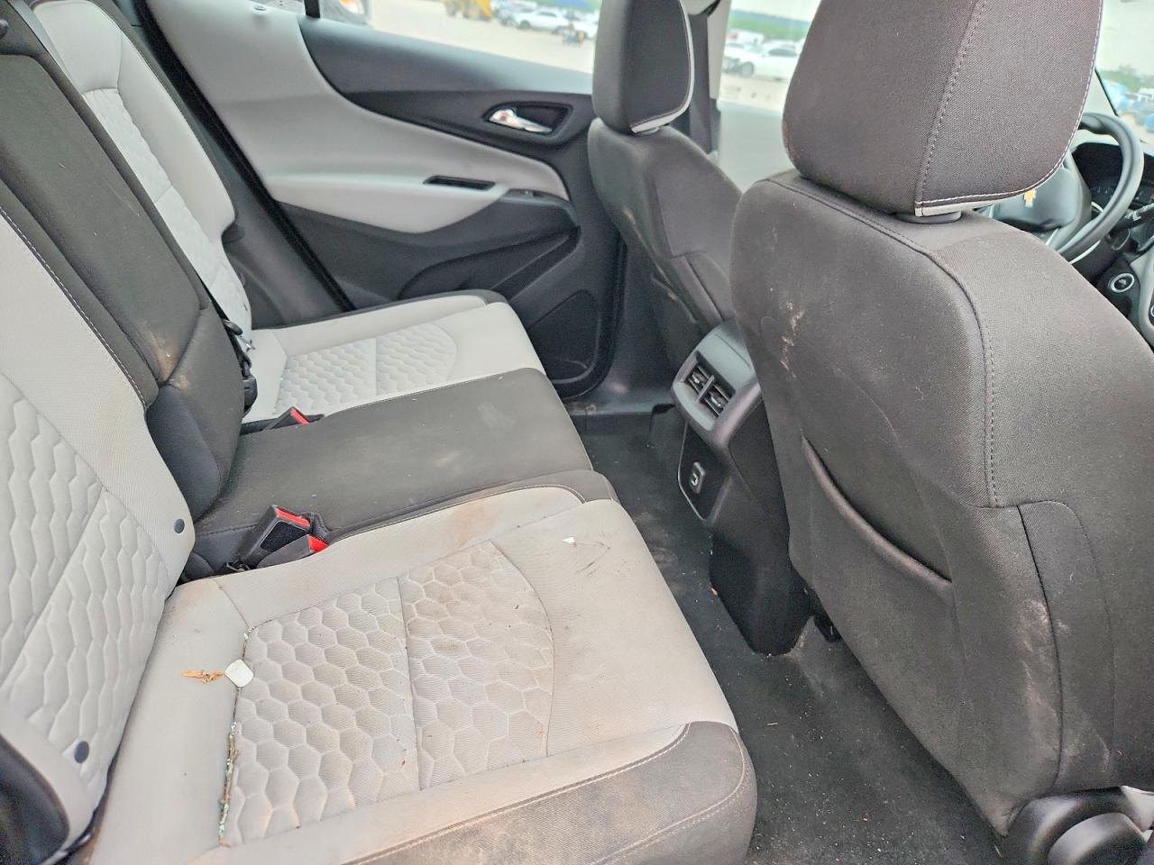 2019 Chevrolet Equinox Ls - zdjęcie 11