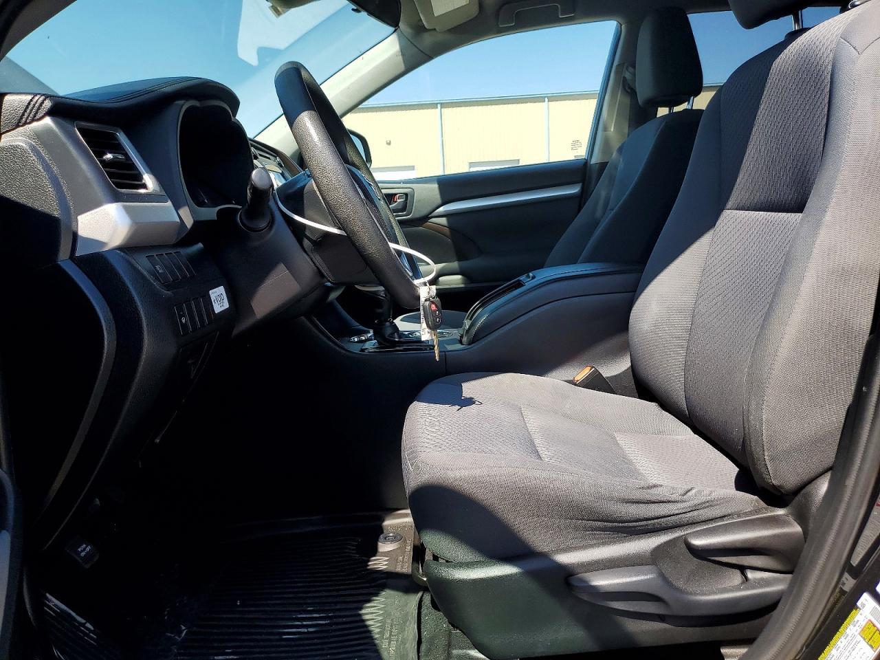 2019 Toyota Highlander Le - zdjęcie 7