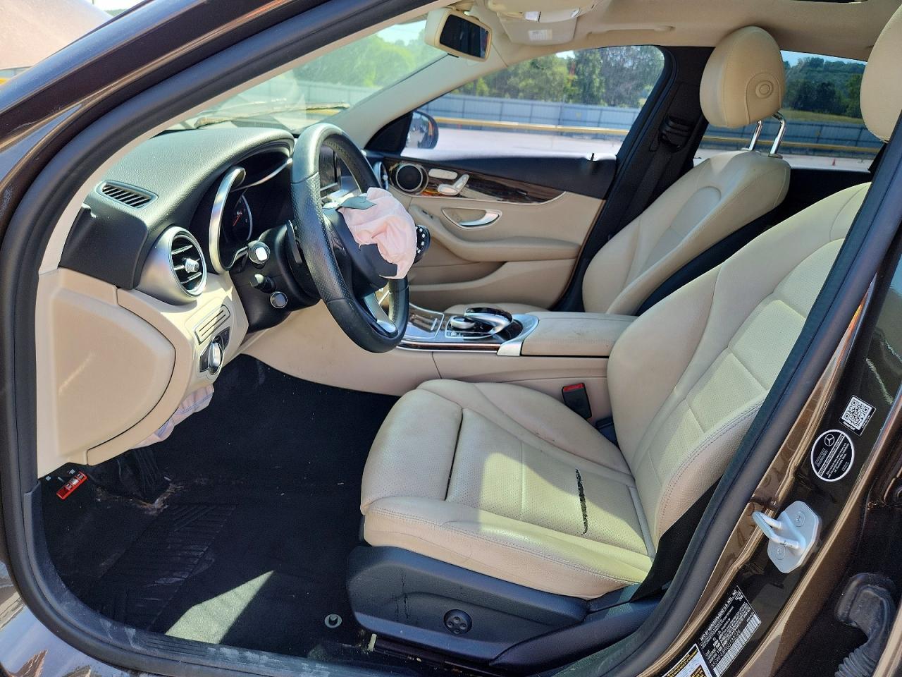 2016 Mercedes-Benz C 300 - zdjęcie 7