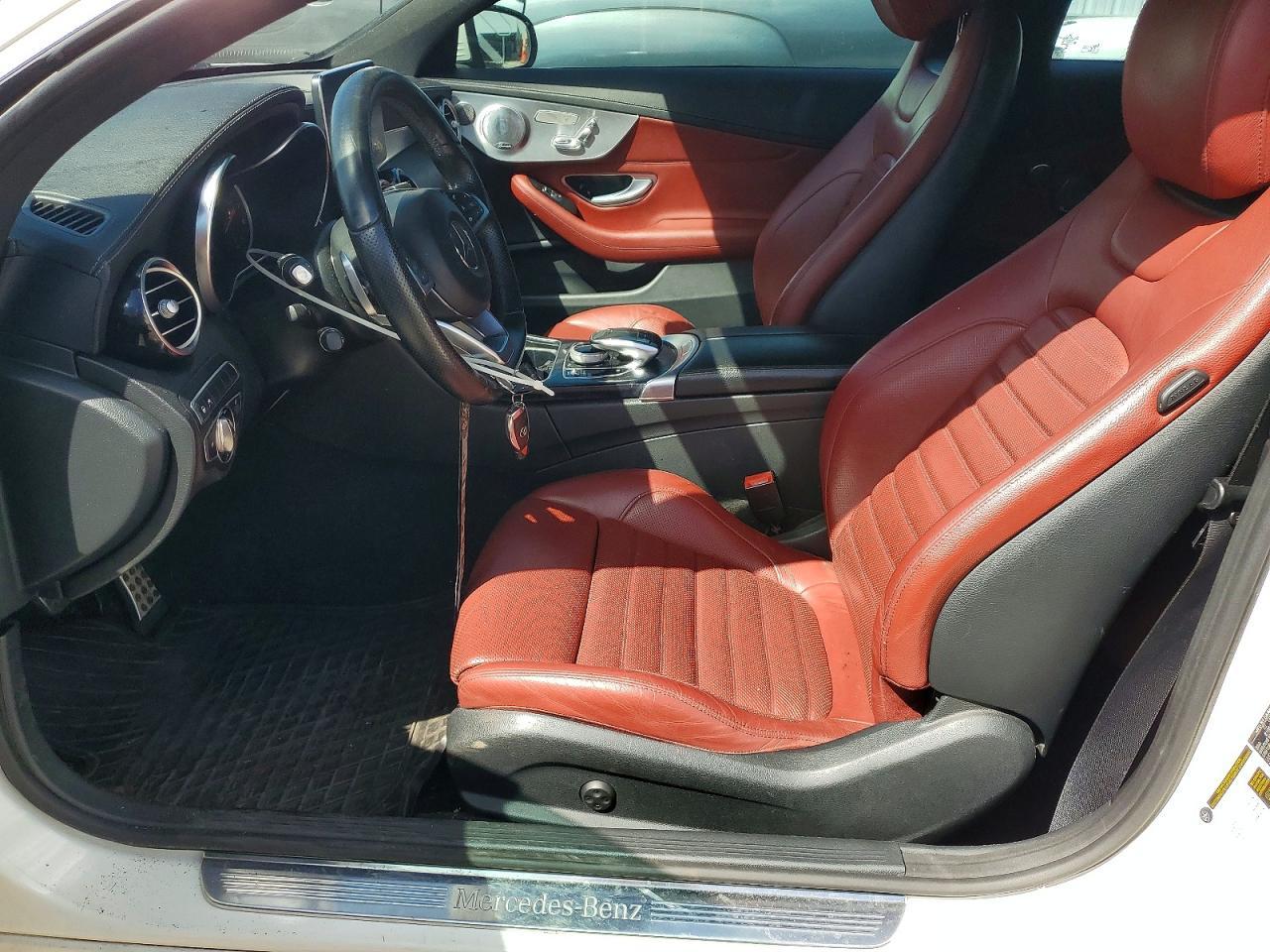 2017 Mercedes-Benz C 300 4Matic - zdjęcie 7