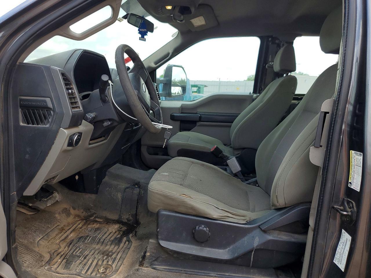 2017 Ford F350 Super Duty - zdjęcie 7