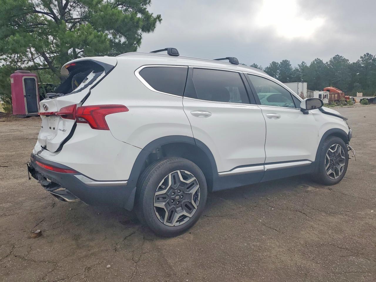 2023 Hyundai Santa Fe Limited - zdjęcie 3