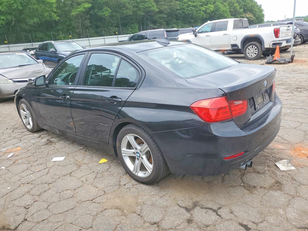 2013 BMW 328 I - zdjęcie 2