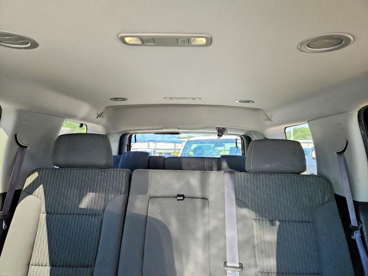 2017 Chevrolet Tahoe K1500 Ls - zdjęcie 10