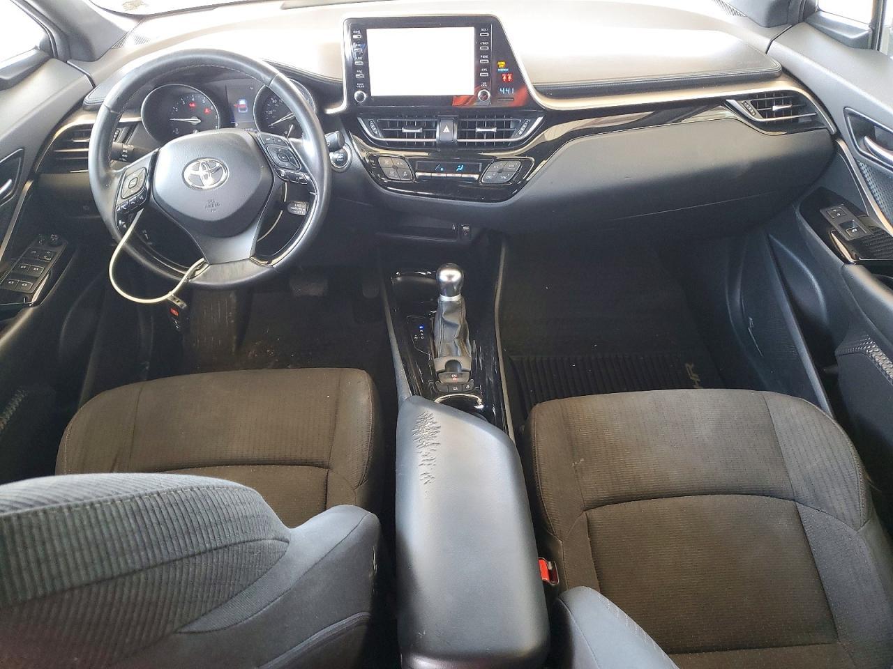 2019 Toyota C-Hr Xle - zdjęcie 8