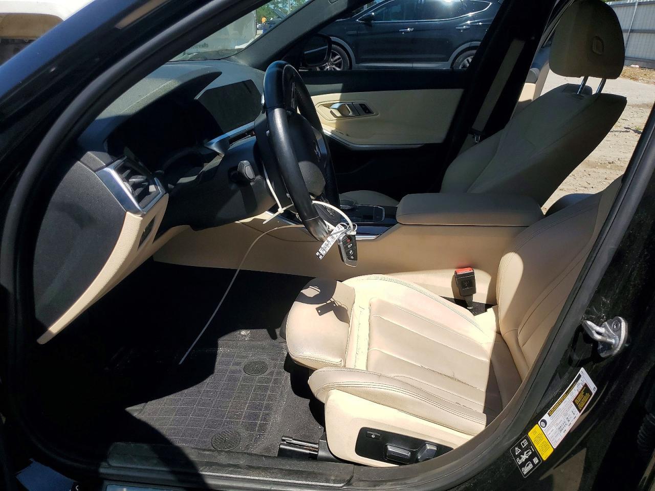 2019 BMW 330Xi - zdjęcie 7