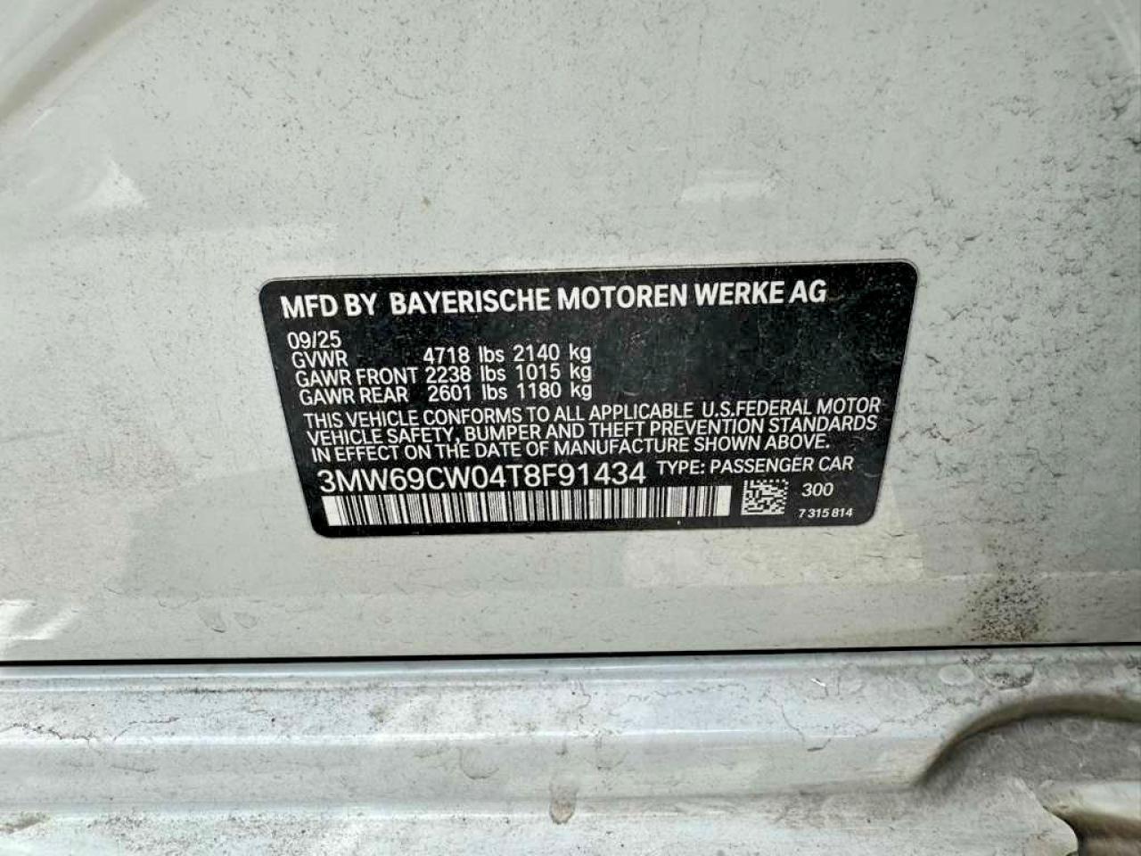 2026 BMW 330I - zdjęcie 10