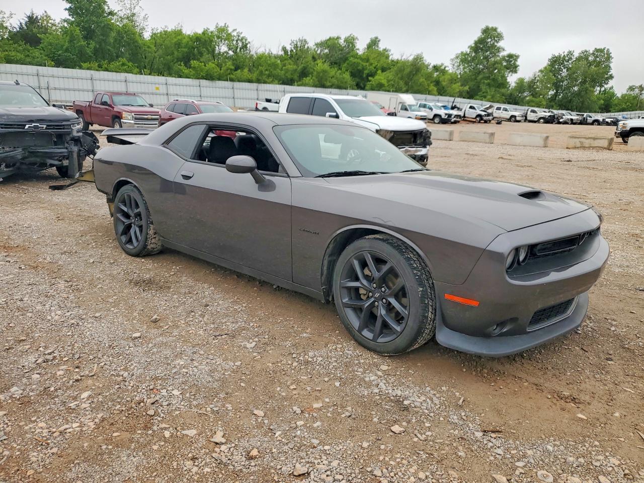 2022 Dodge Challenger R - zdjęcie 4