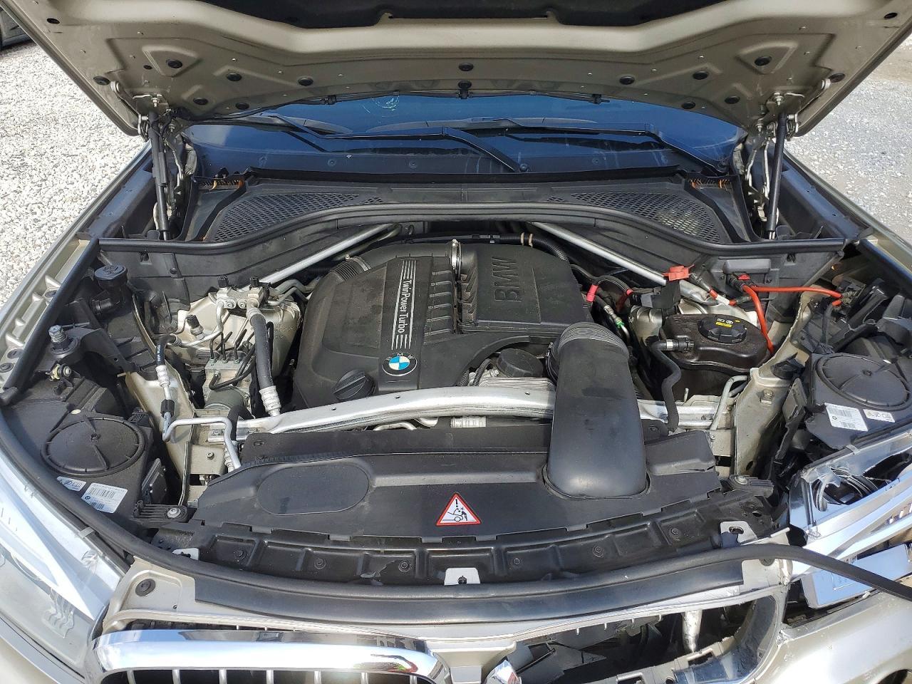 2015 BMW X5 xDrive35I - zdjęcie 12