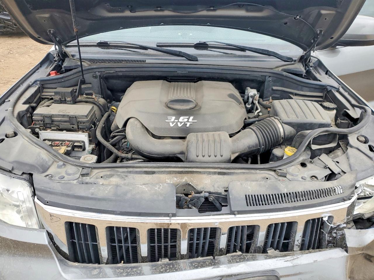 2013 Jeep Grand Cherokee Laredo - zdjęcie 11