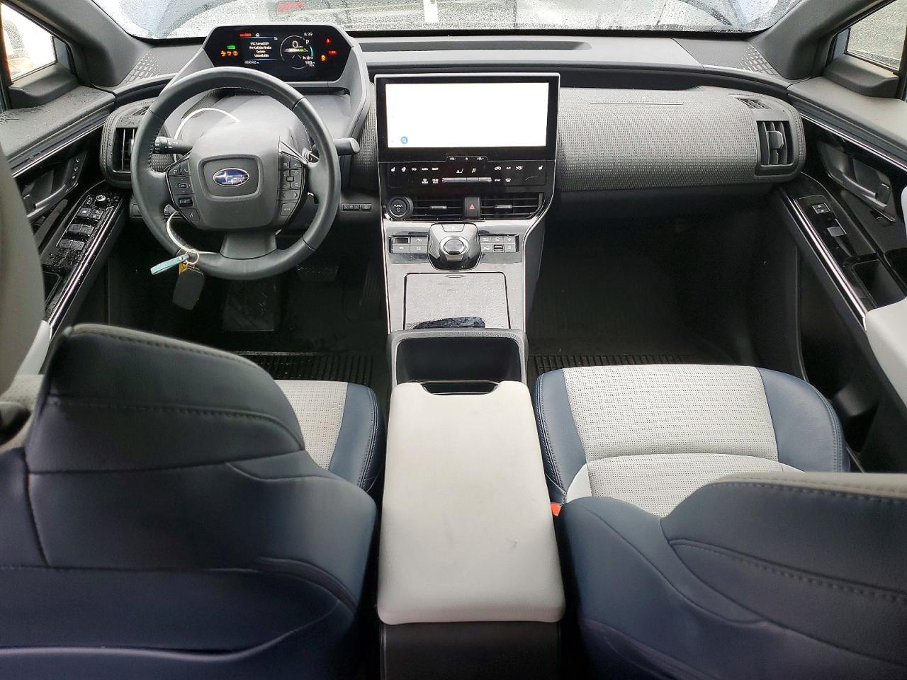 2023 Subaru Solterra Premium - zdjęcie 8