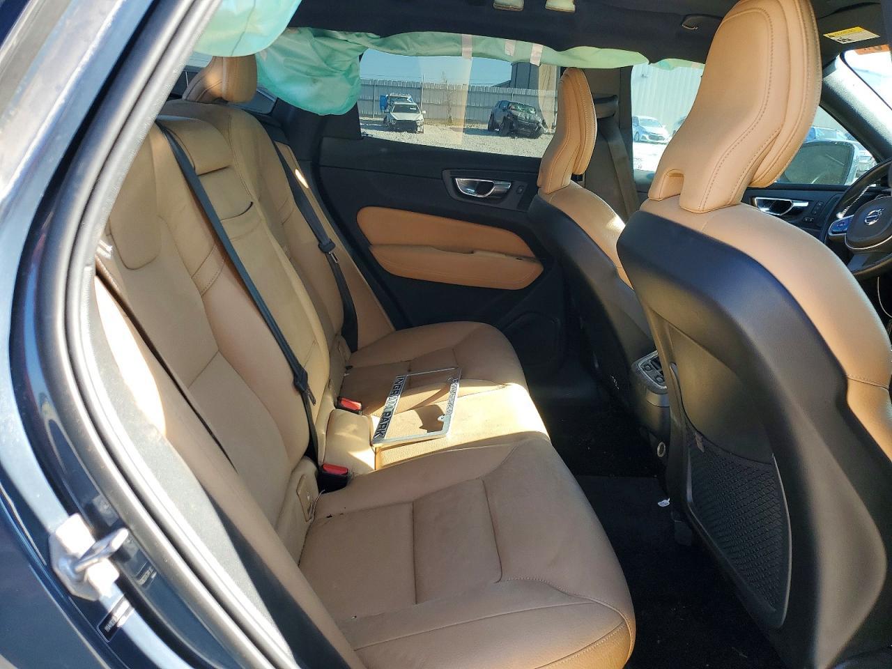 2020 Volvo Xc60 T5 Inscription - zdjęcie 10