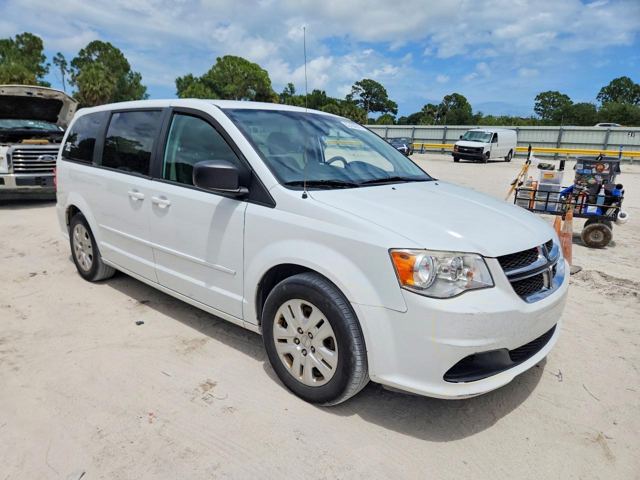 2017 Dodge Grand Caravan Se - zdjęcie 4