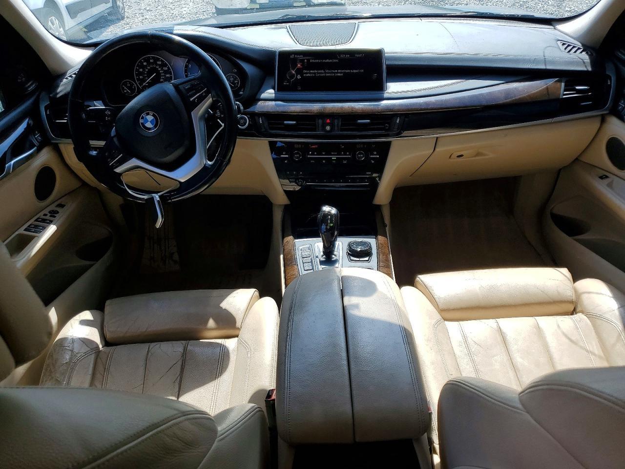 2015 BMW X5 xDrive50I - zdjęcie 8