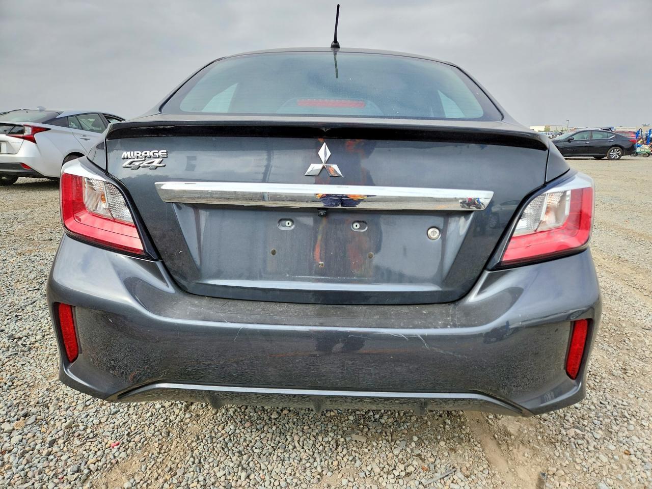 2024 Mitsubishi Mirage G4 Es - zdjęcie 6