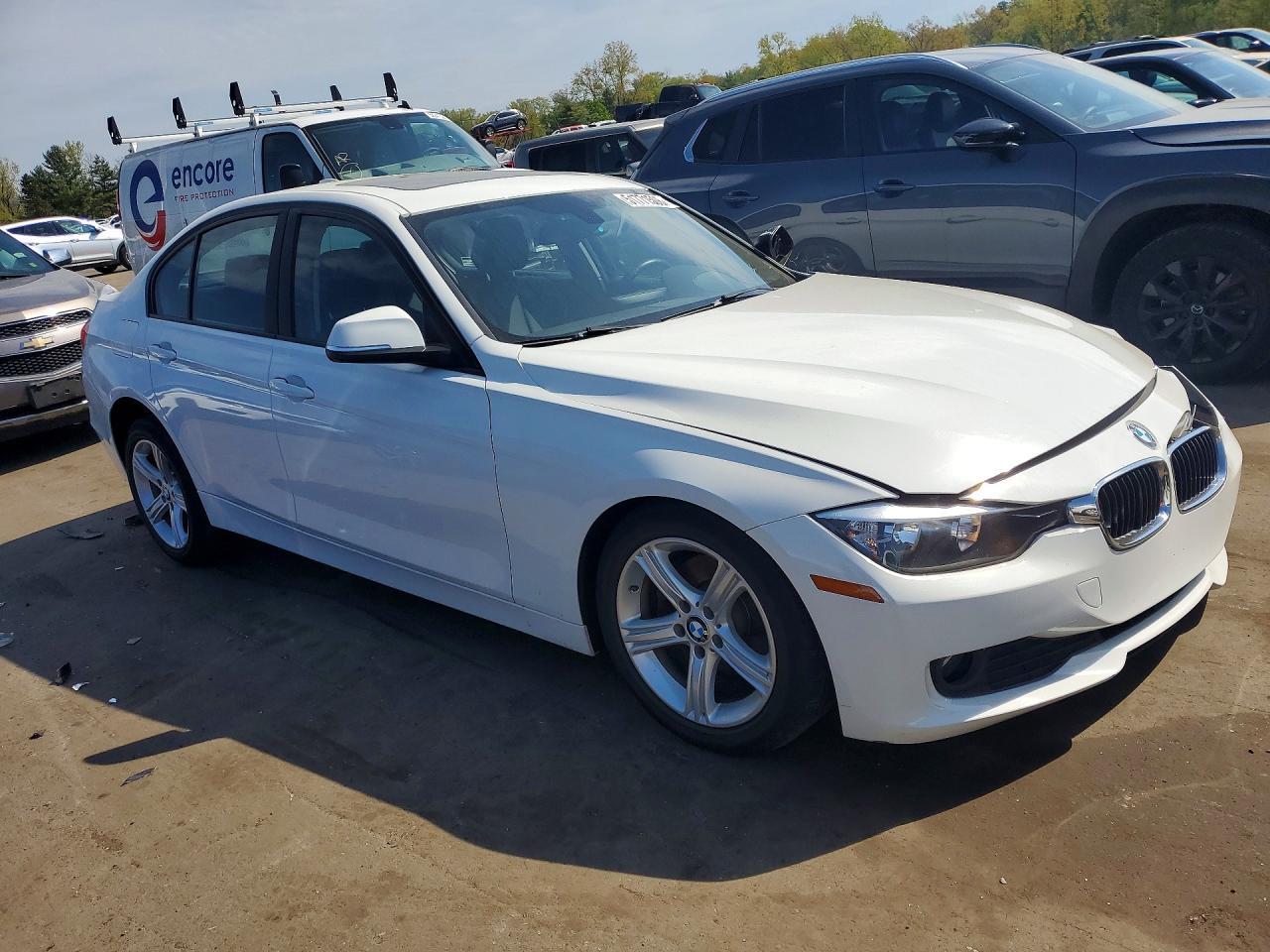 2015 BMW 320 I xDrive - zdjęcie 4