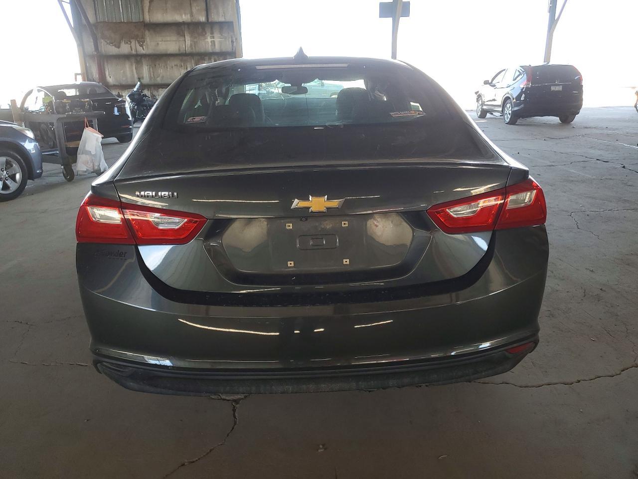 2018 Chevrolet Malibu Ls - zdjęcie 6