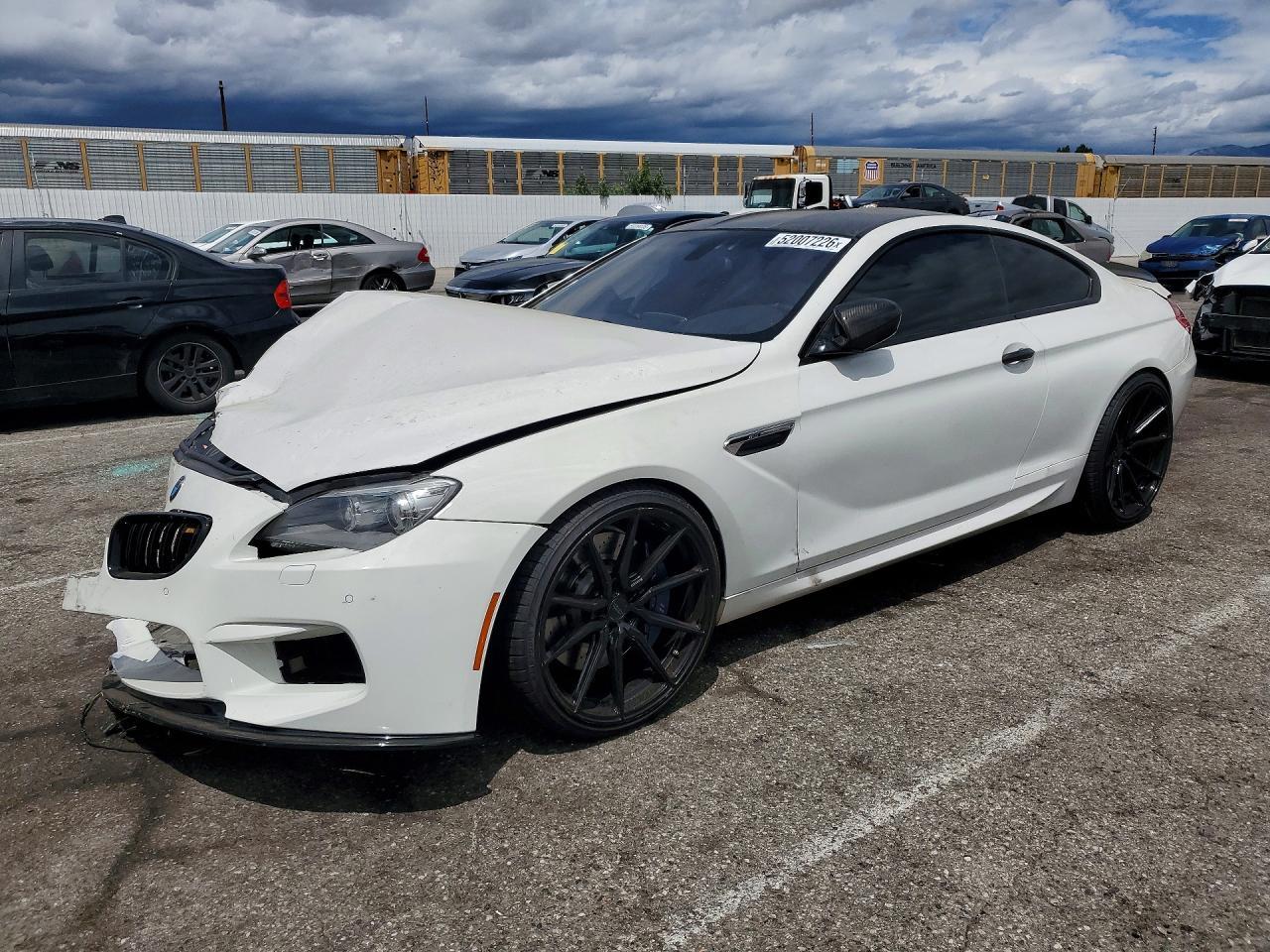 2013 BMW M6 - zdjęcie główne